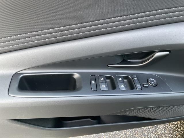 new 2025 Hyundai Elantra car, priced at $23,135