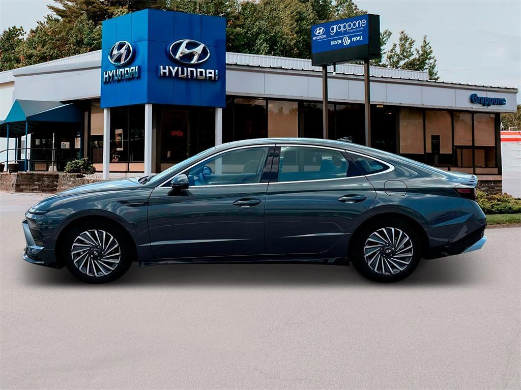 new 2025 Hyundai Sonata Hybrid car, priced at $38,459