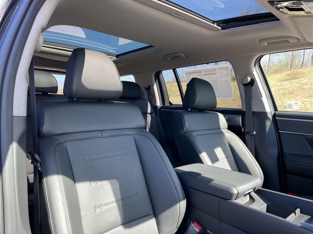 new 2025 Hyundai SANTA FE HEV car, priced at $45,549