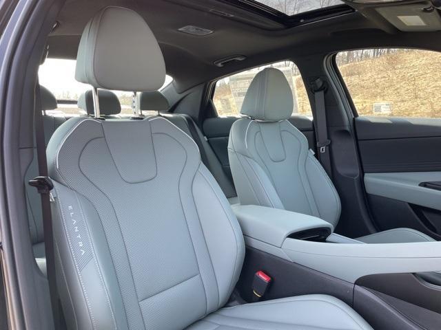 new 2025 Hyundai ELANTRA HEV car, priced at $29,747