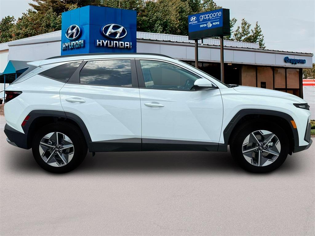 new 2025 Hyundai Tucson car, priced at $34,210