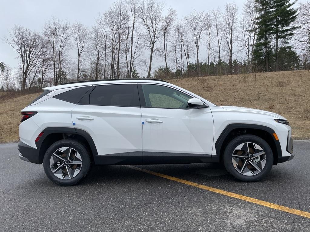 new 2025 Hyundai Tucson car, priced at $32,129