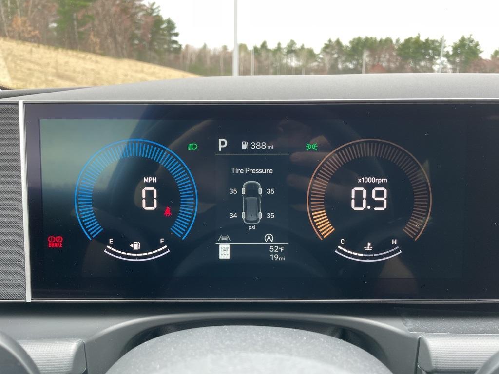 new 2025 Hyundai Tucson car, priced at $32,129