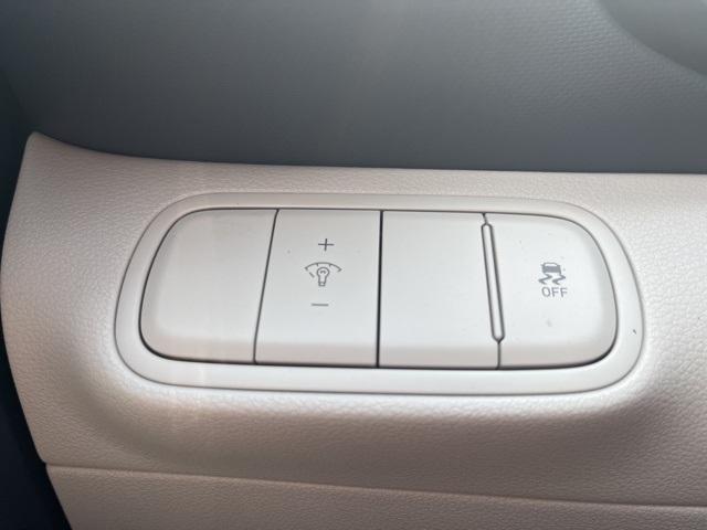 new 2025 Hyundai Venue car, priced at $24,350