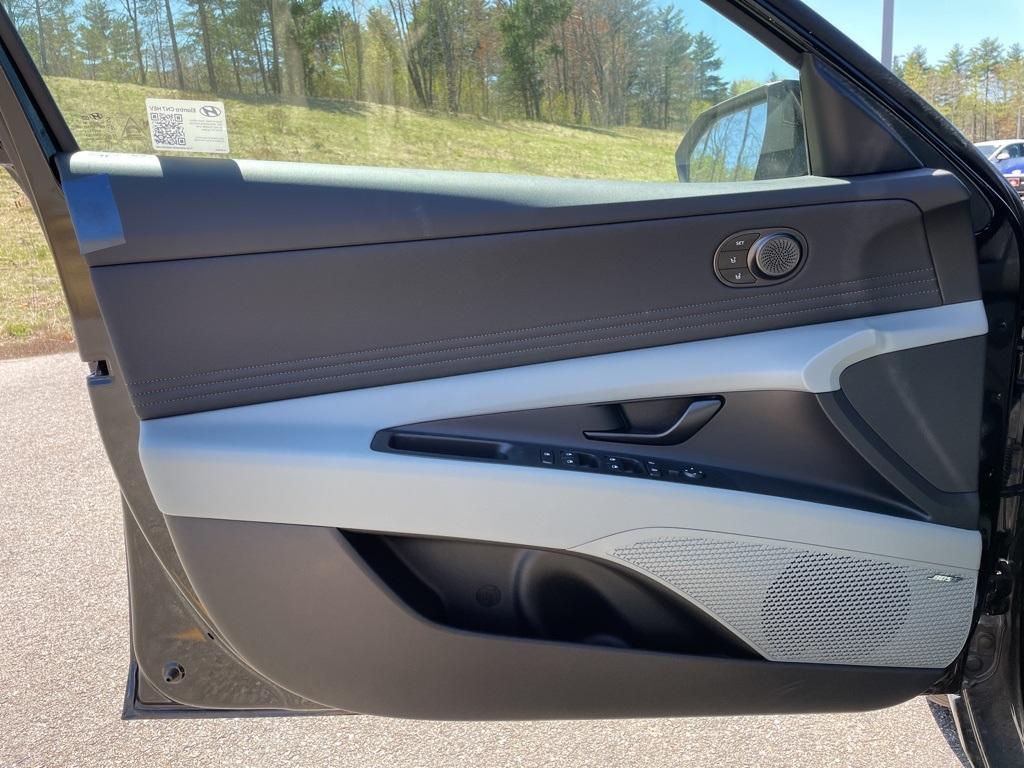 new 2025 Hyundai ELANTRA HEV car, priced at $29,387