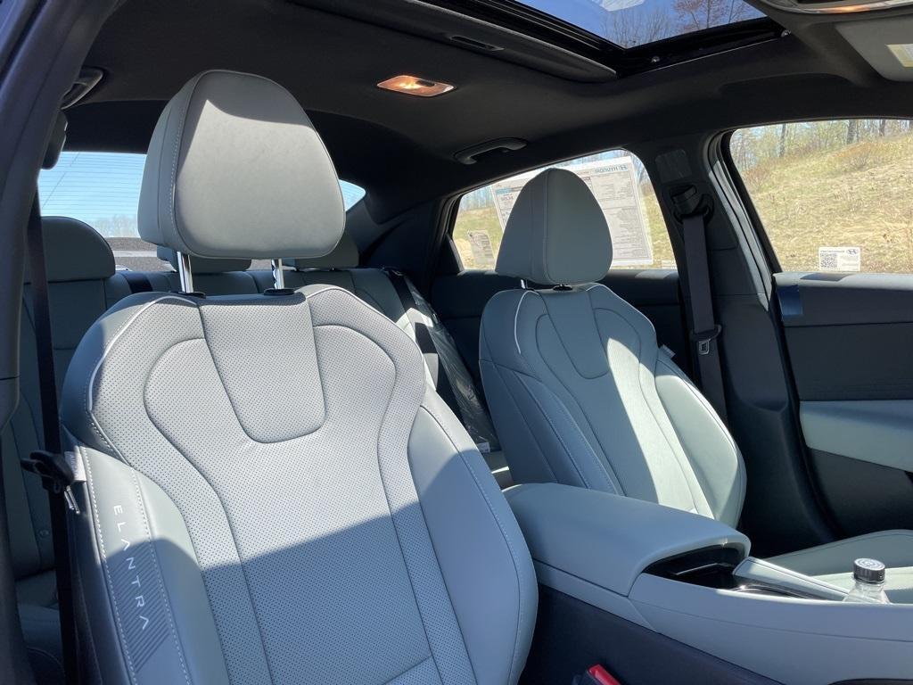 new 2025 Hyundai ELANTRA HEV car, priced at $29,387