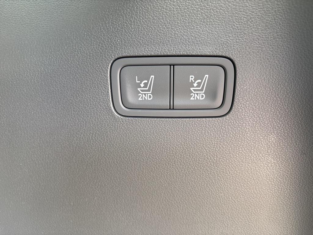 new 2025 Hyundai Santa Fe car, priced at $37,188