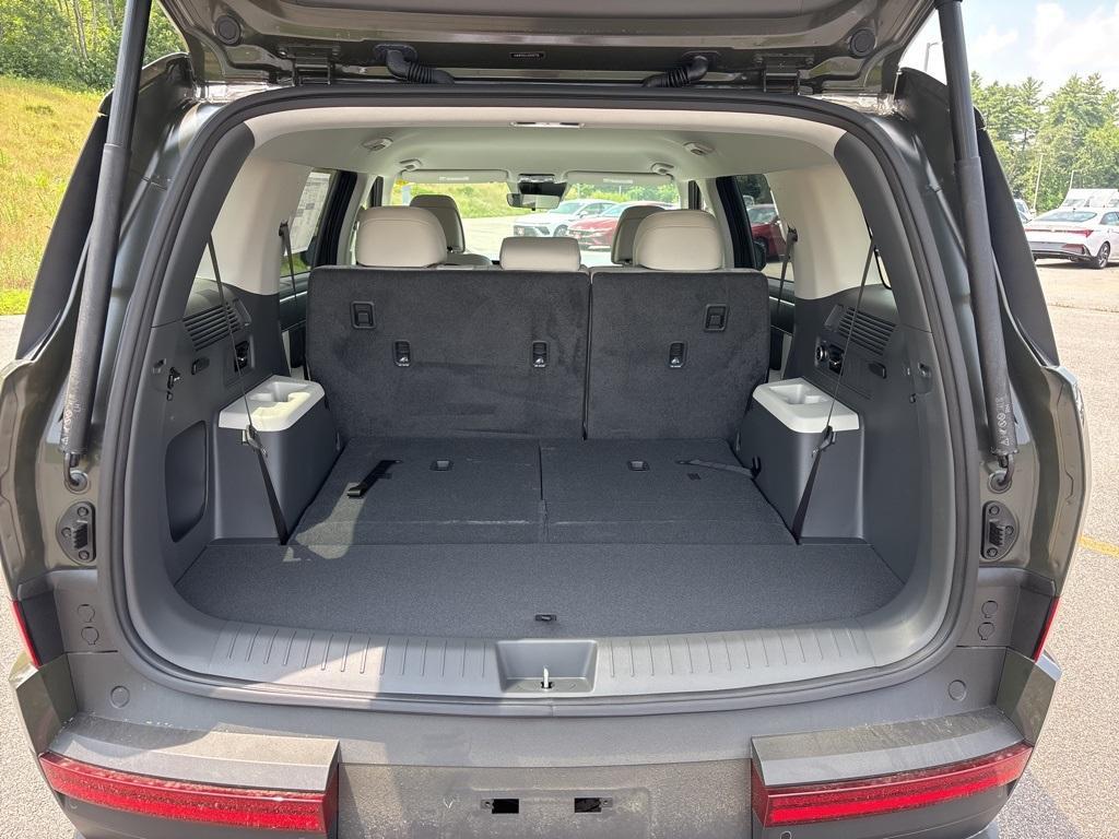 new 2025 Hyundai Santa Fe car, priced at $37,188