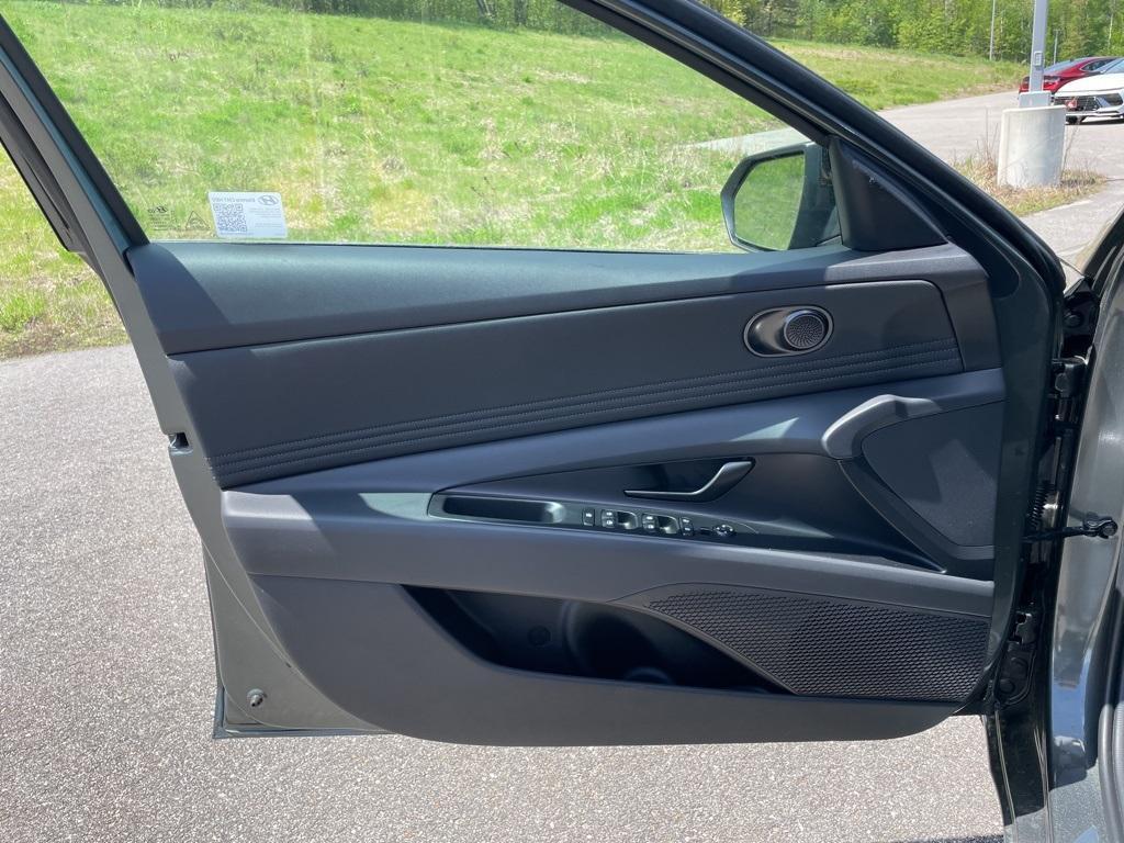 new 2025 Hyundai ELANTRA HEV car, priced at $27,412
