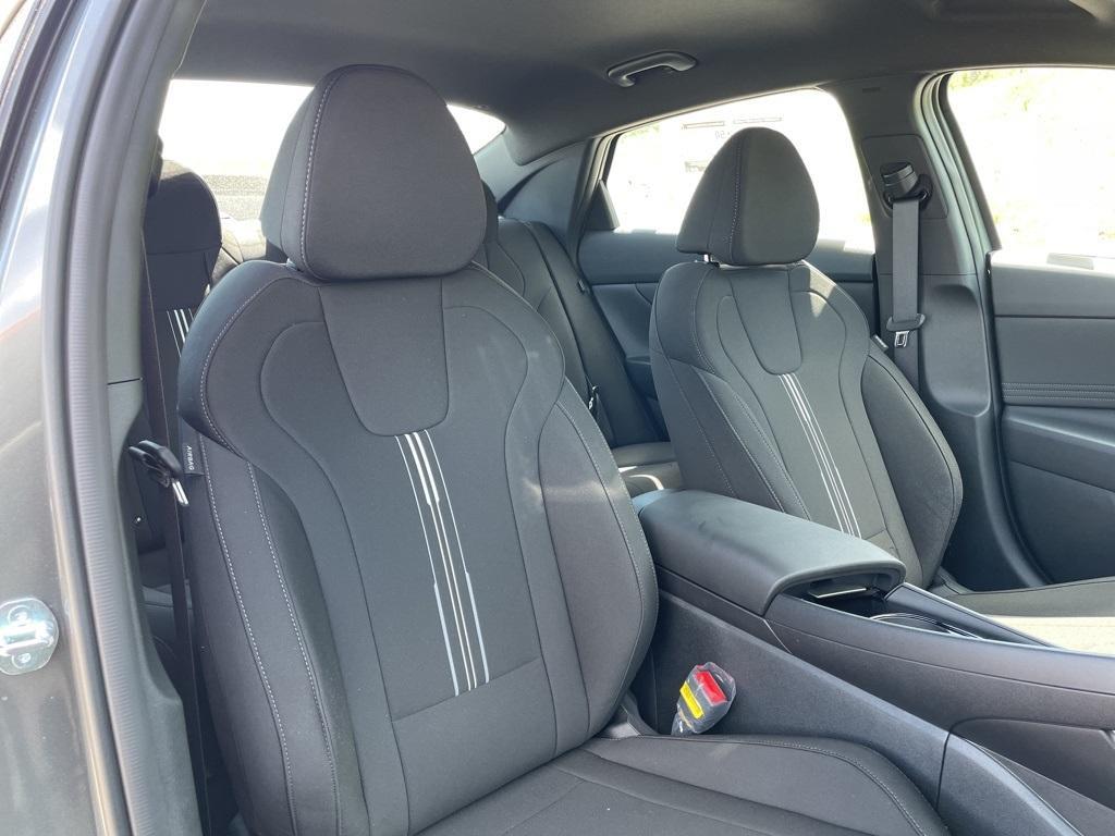 new 2025 Hyundai ELANTRA HEV car, priced at $27,412