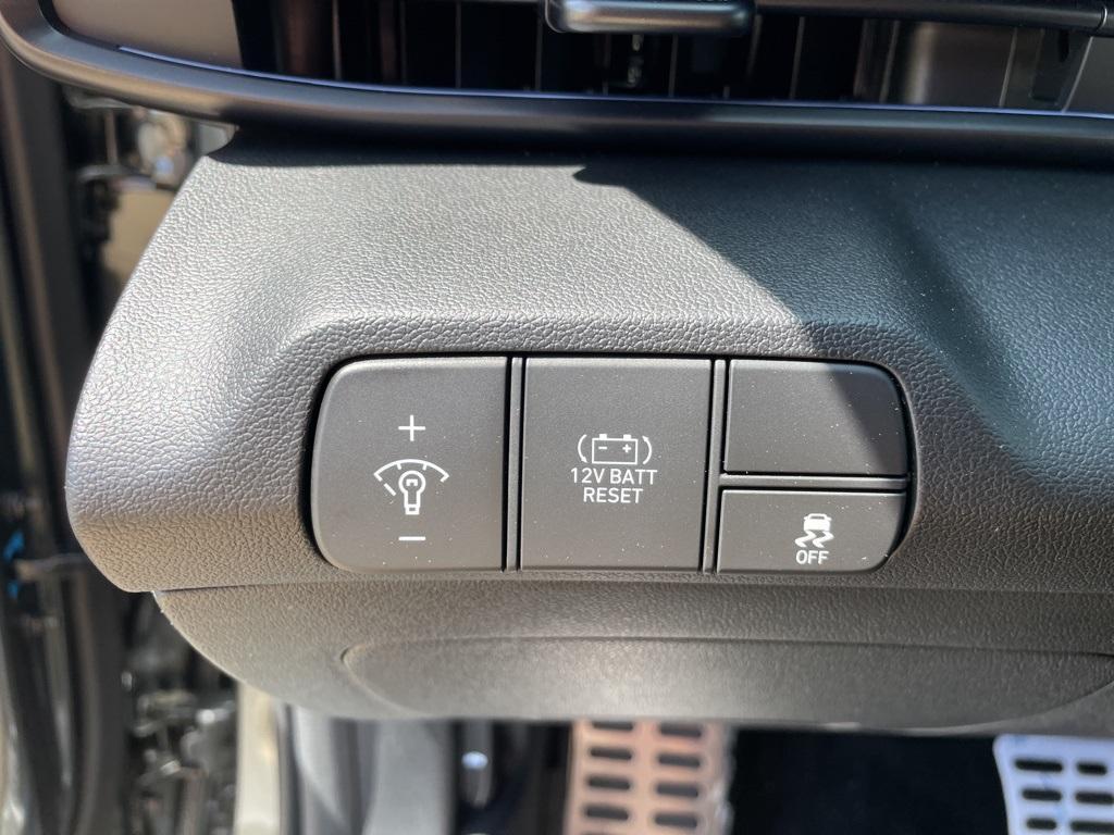 new 2025 Hyundai ELANTRA HEV car, priced at $27,412