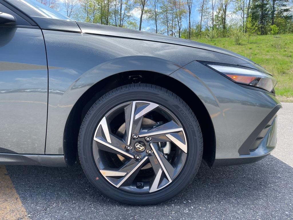 new 2025 Hyundai ELANTRA HEV car, priced at $27,412