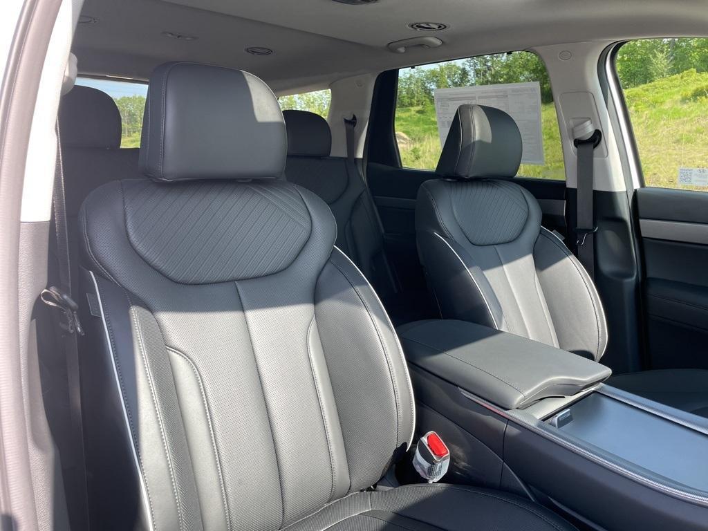 new 2025 Hyundai Palisade car, priced at $46,700
