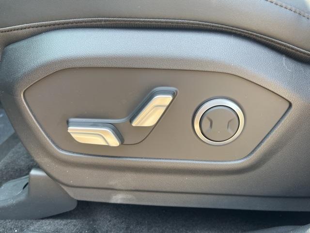 new 2025 Hyundai Santa Fe car, priced at $38,748