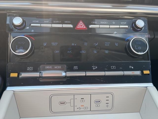 new 2025 Hyundai SANTA FE HEV car, priced at $39,101