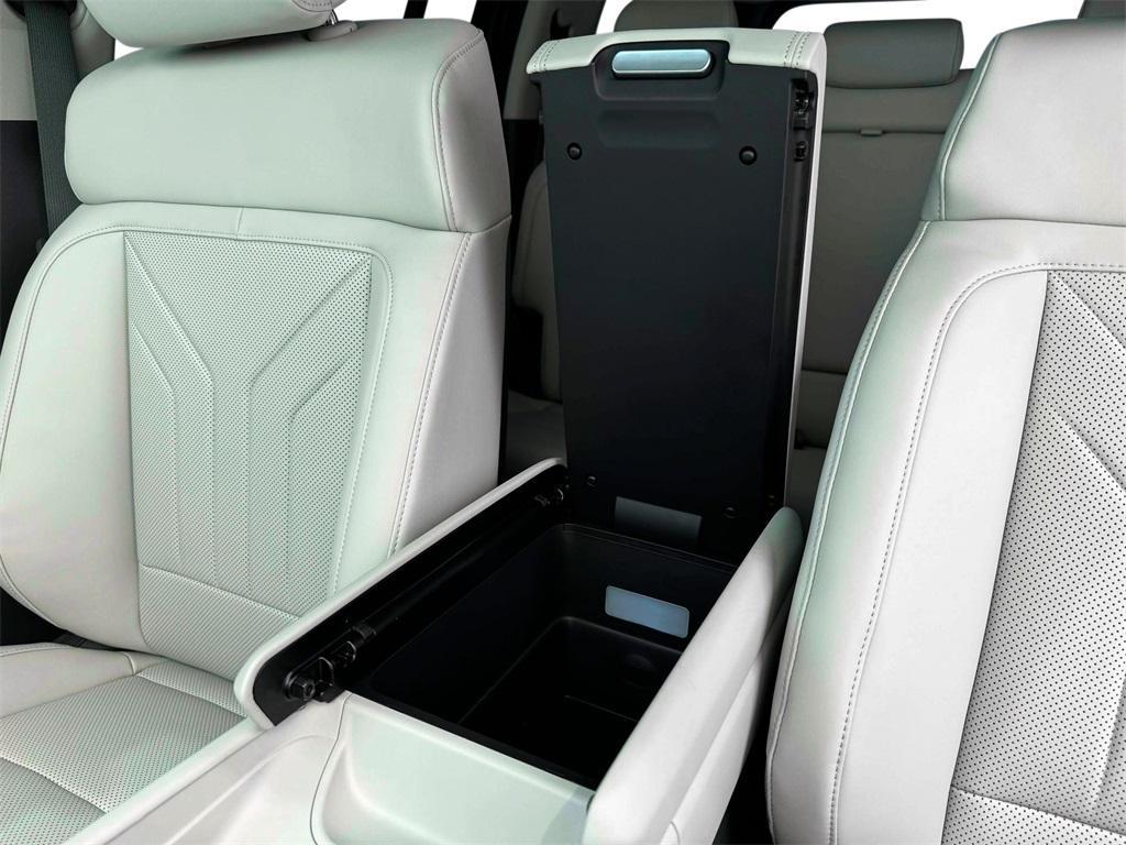 new 2025 Hyundai SANTA FE HEV car, priced at $39,351