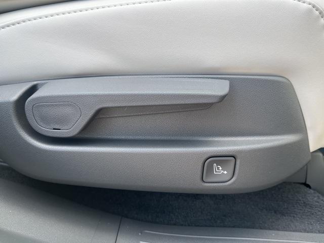 new 2025 Hyundai SANTA FE HEV car, priced at $39,101