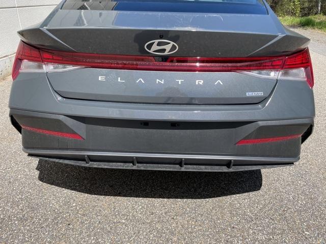 new 2024 Hyundai Elantra HEV car, priced at $25,893