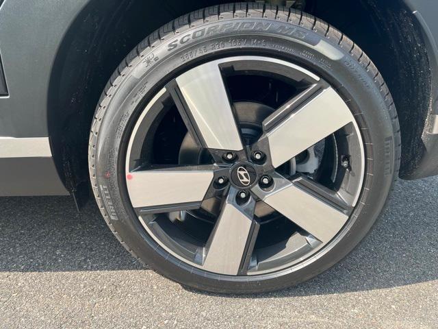new 2025 Hyundai SANTA FE HEV car, priced at $44,475