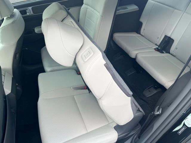 new 2025 Hyundai SANTA FE HEV car, priced at $44,475