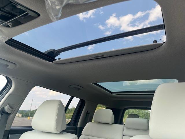new 2025 Hyundai SANTA FE HEV car, priced at $44,475