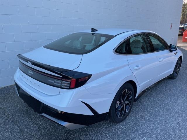 new 2025 Hyundai Sonata car, priced at $28,950