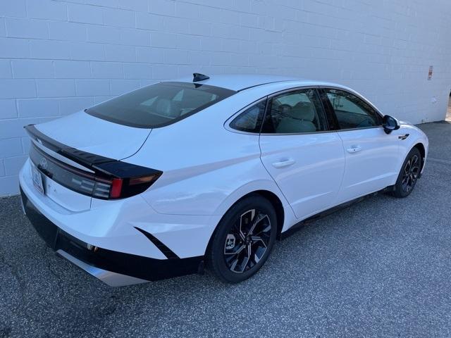 new 2025 Hyundai Sonata car, priced at $28,950