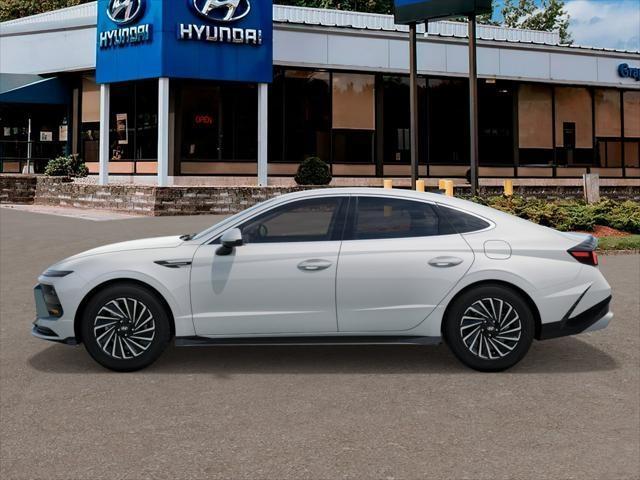 new 2025 Hyundai Sonata Hybrid car, priced at $32,203