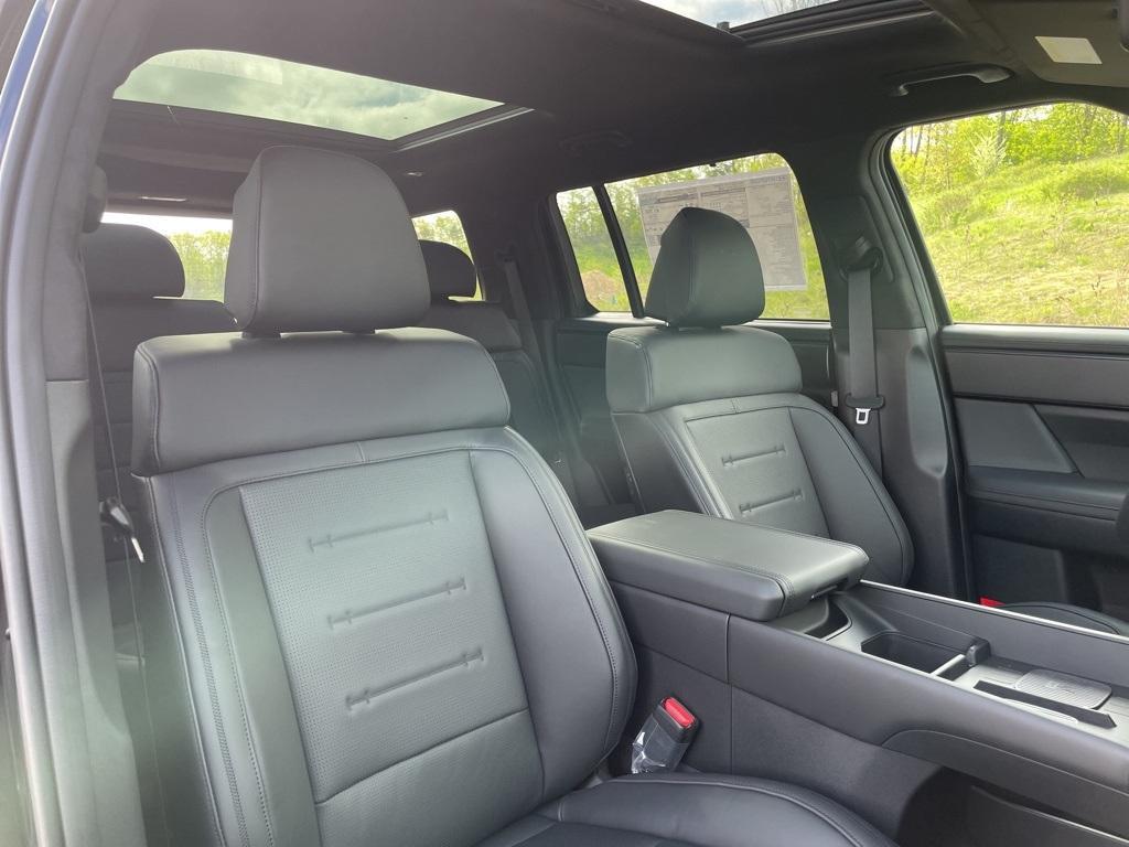 new 2025 Hyundai SANTA FE HEV car, priced at $49,078