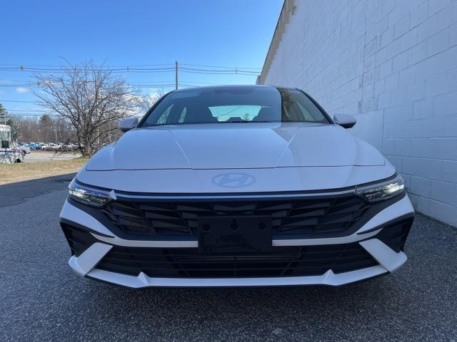 new 2025 Hyundai Elantra car, priced at $22,819