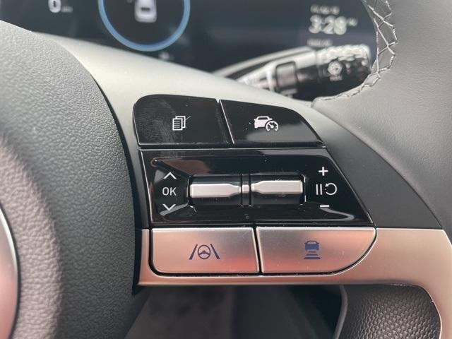 new 2025 Hyundai Elantra car, priced at $25,783