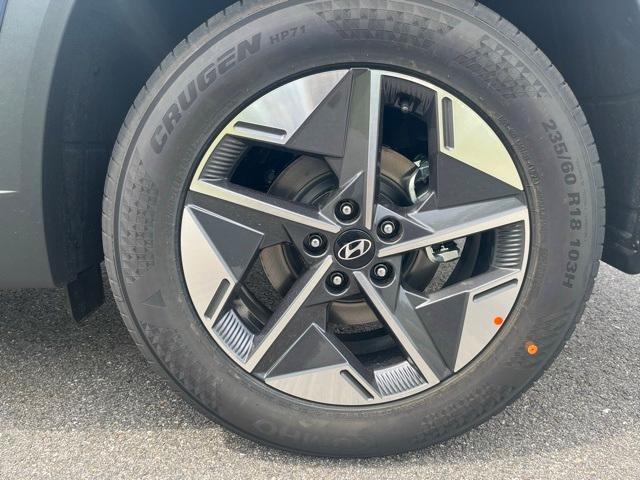 new 2025 Hyundai Tucson car, priced at $34,117
