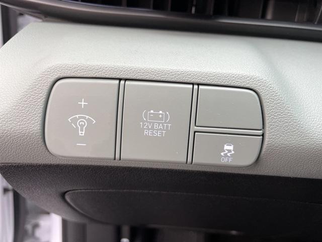 new 2025 Hyundai ELANTRA HEV car, priced at $31,386