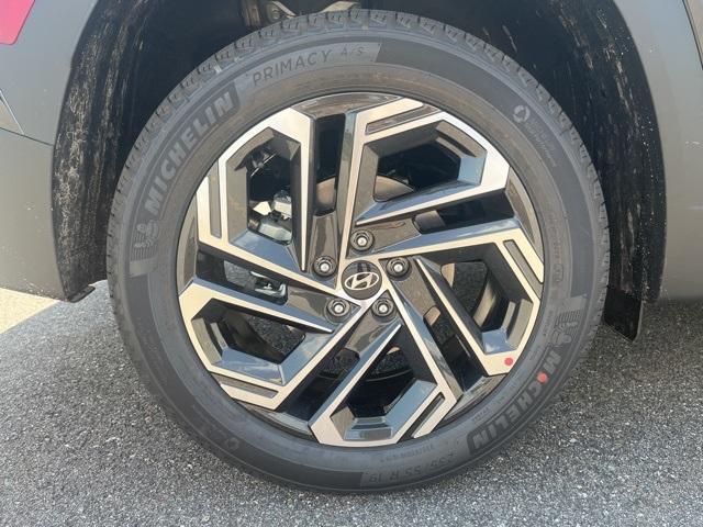 new 2025 Hyundai Tucson car, priced at $39,236