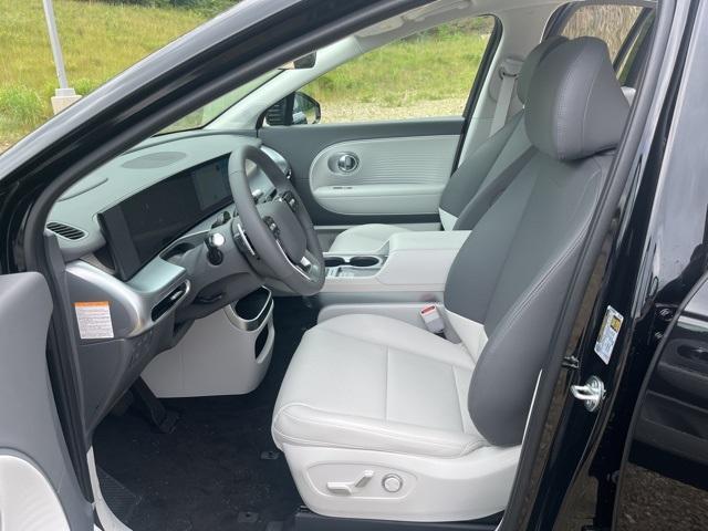 new 2026 Hyundai IONIQ 9 car, priced at $63,433