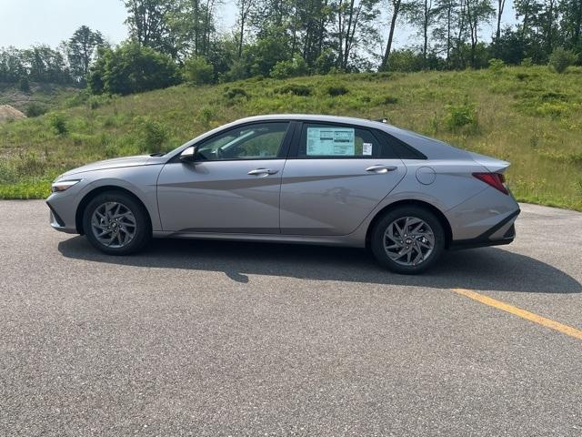 new 2025 Hyundai ELANTRA HEV car, priced at $24,518