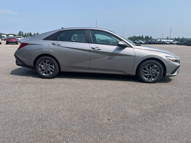 new 2025 Hyundai ELANTRA HEV car, priced at $24,518