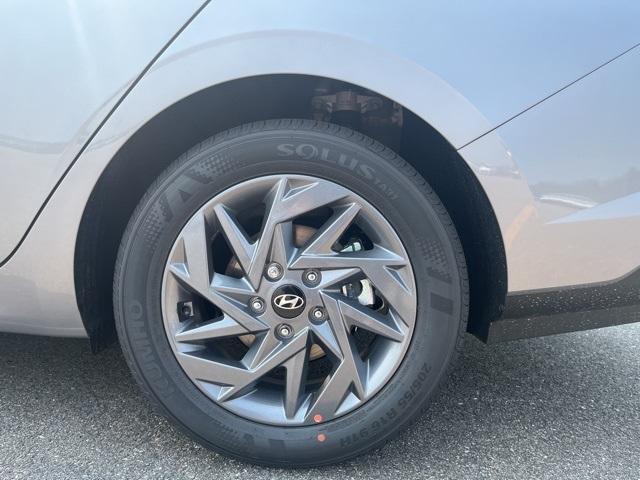 new 2025 Hyundai ELANTRA HEV car, priced at $24,518