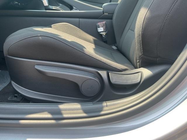 new 2025 Hyundai ELANTRA HEV car, priced at $24,518
