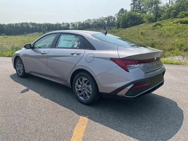 new 2025 Hyundai ELANTRA HEV car, priced at $24,518