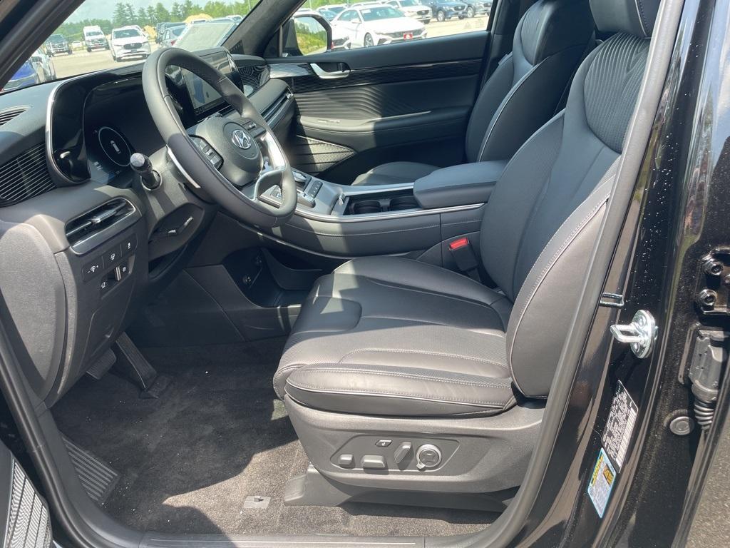 new 2025 Hyundai Palisade car, priced at $52,220