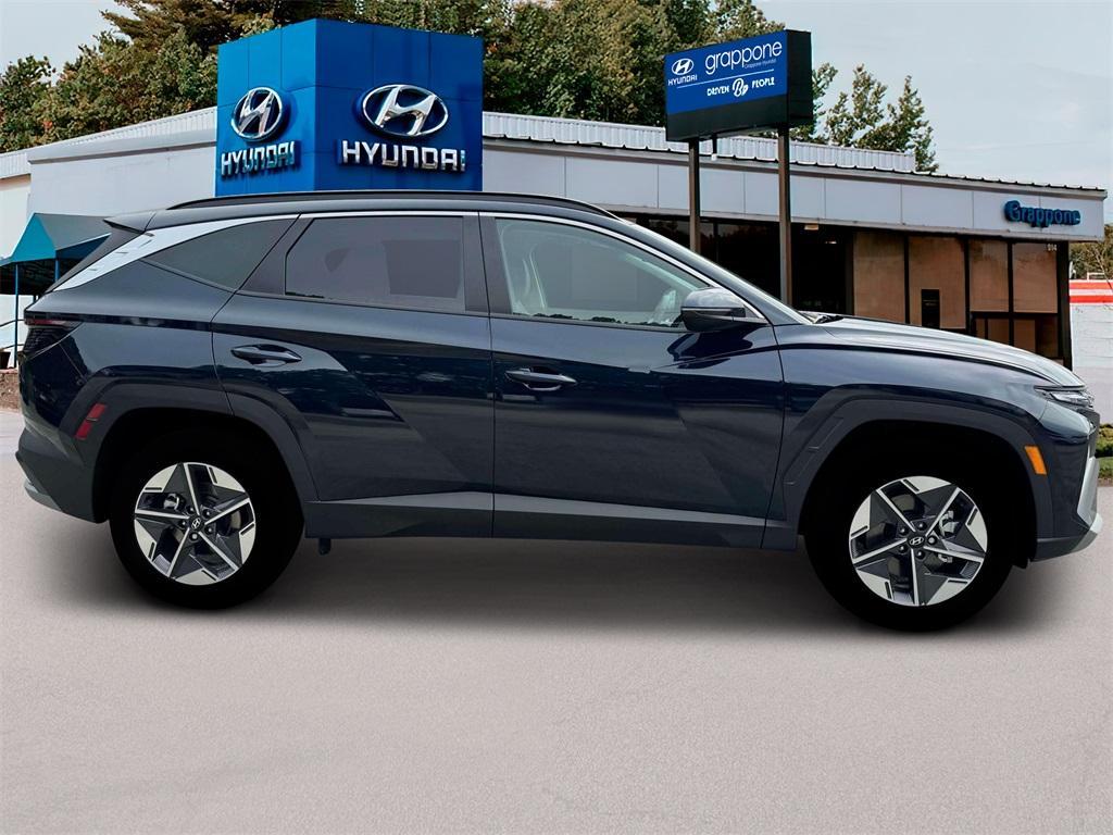 new 2025 Hyundai TUCSON Hybrid car, priced at $36,040