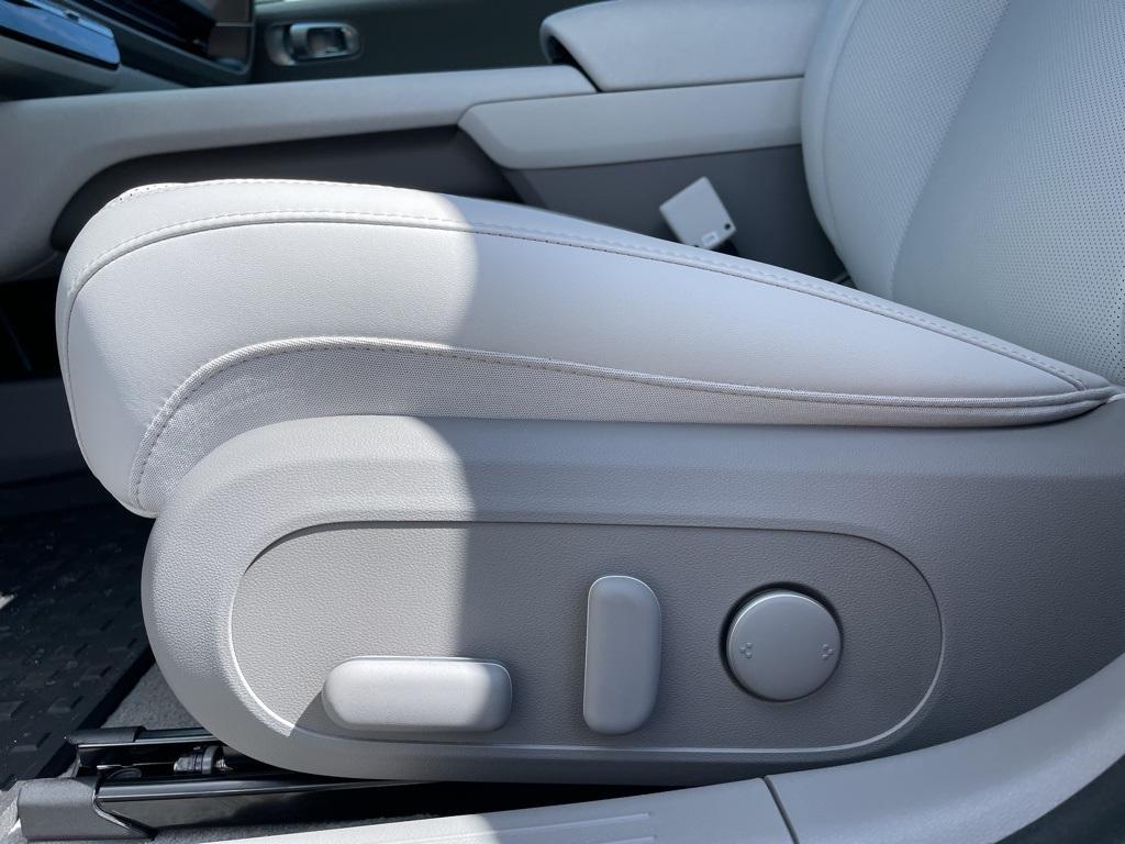 new 2025 Hyundai IONIQ 6 car, priced at $43,372