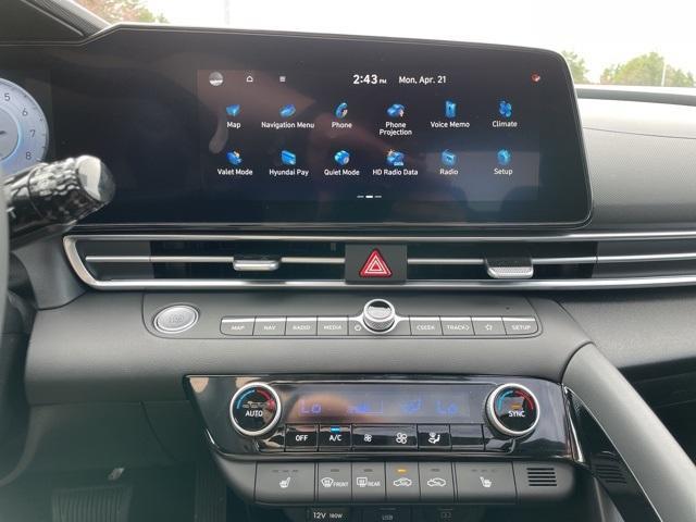 new 2025 Hyundai Elantra car, priced at $25,324