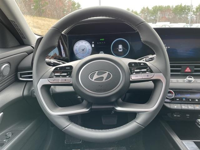 new 2025 Hyundai Elantra car, priced at $25,324