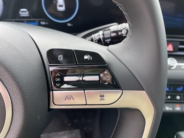 new 2025 Hyundai Elantra car, priced at $25,324