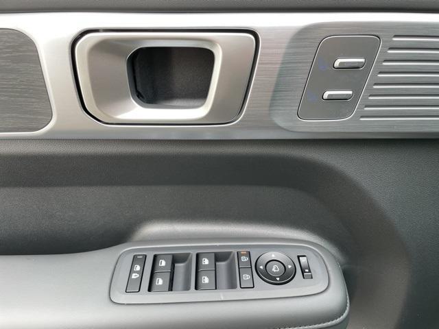 new 2025 Hyundai Santa Fe car, priced at $44,394