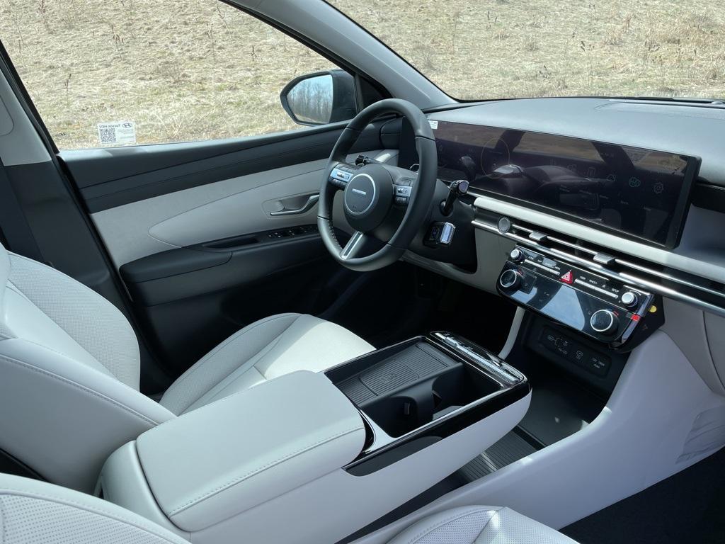 new 2025 Hyundai TUCSON Hybrid car, priced at $36,433