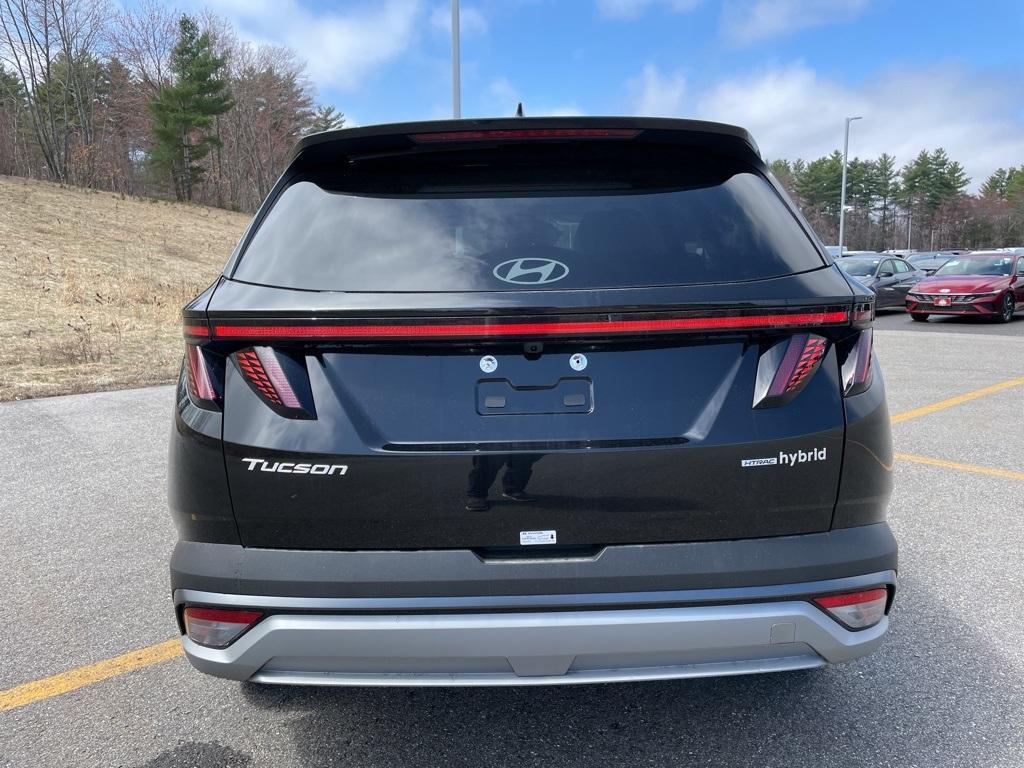 new 2025 Hyundai TUCSON Hybrid car, priced at $36,433