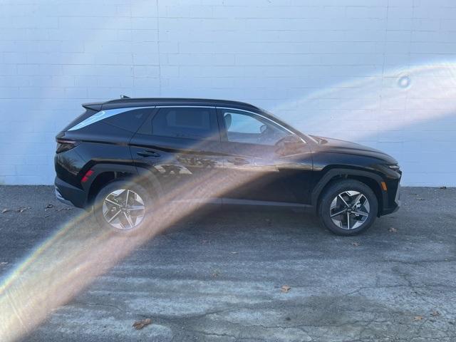 new 2025 Hyundai TUCSON Hybrid car, priced at $36,433